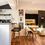 Calea Victoriei Modern Studio - Escape In The City Center