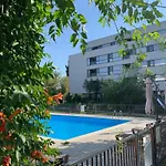 Feel Like Home Apartment- Atria Urban Resort