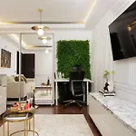 Little Paris Boutique