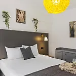 Living In Color - Modern Getaway