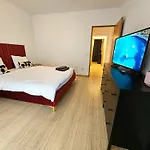 Color Apartments Corneliu Coposu No3