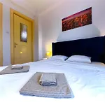 Ultracentral Apartment 4 Rooms - Old City Center -120 Square Meters -