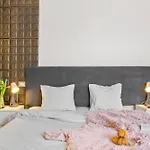 One Love Central Apartment