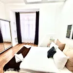 Victoriei Old Town Apartment