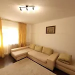 City Center Chic Apartment
