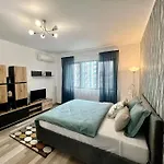Flat In A Quiet Central Area - Carol Park