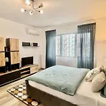 Flat In A Quiet Central Area - Carol Park