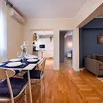 Explore And Relax: Your Ideal 2Br Apartment On Calea Victoriei
