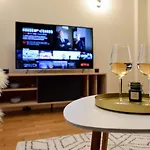 Explore And Relax: Your Ideal 2Br Apartment On Calea Victoriei