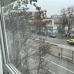 Luxury Apartament In Victoriei Bulevard