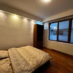 Central 3 Rooms Apartment By Chr Luxury Property