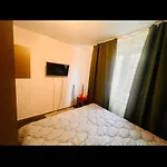 Apartament 16