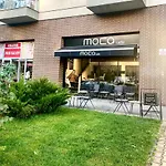 Blossom Nest - 1Br Apartment With Terrace And Underground Parking