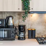 Central Residence Apartment 1012