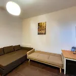 Cool Flat In The Heart Of Bucharest\'S Fun And History