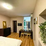 Cool Flat In The Heart Of Bucharest\'S Fun And History