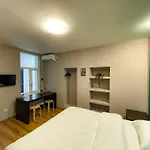 Cool Flat In The Heart Of Bucharest\'S Fun And History
