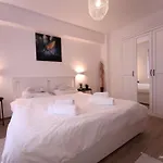 Cozy Apartment City Center