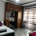 Stefan Cel Mare-Central Room