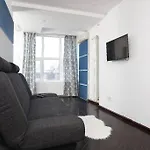 1 Bdrm Apartment In City Center