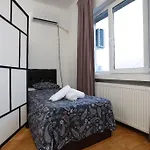 3 Bdrm Apartment In City Center