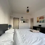 Gorgeous Apartment Near Old Town