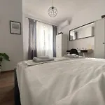 Kara\'S Apartment