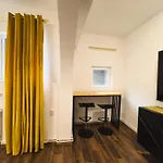 Loving Downtown Studio By Chr Luxury Property