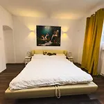 Loving Downtown Studio By Chr Luxury Property