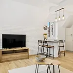 Herman Park View Cozy Apartment 2