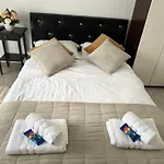 Downtown Studio By Darius Residence