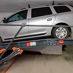 Bucharest Apartment - Private Parking