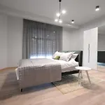 Umbrella Street Center Luxury 2 Bedroom