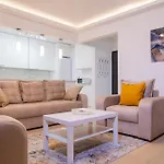 Plaza Residence Bucharest 1