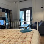 Downtown Bucharest Studio Calea Victoriei