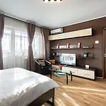 Studio 37 By Mrg Apartments