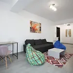 Vitan Central Oasis ---Free Secured Private Parking---Self Check-In--