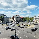 Modern Elegance In The Heart Of The City - Romana Square Apartments