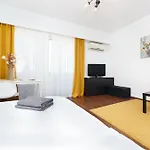 Color Apartments Nicolae Tonitza St