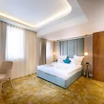 Yasu Luxury Rooms
