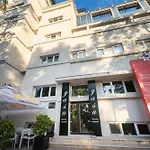 Yasu Luxury Rooms