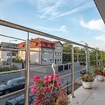 5 Bedrooms Luxury Apartment Villa