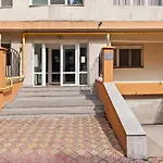Spacious Central 3 Rooms