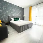 Smart Concept Living Plaza