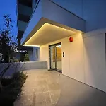 Leaf Apartment - Aviatiei Home