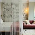 Ultracentral Lux Boutique 1Br Ap Near Subway