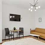 Upscale Studio, Walking Distance From The Old Town
