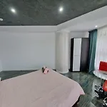 Kpm Downtown Apartments
