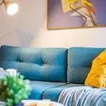Chic 1Br Apartment - Amzei Square