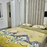 Alex Mnl Lux Appartment- Free Parking